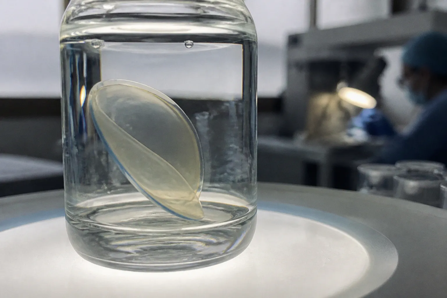 Descemet Stripping Tears: A Donor Tissue Case Study